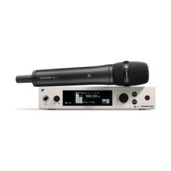 EW 500 G4-935 Evolution Wireless G4 Vocal Set - True Diversity Receiver, Handheld Transmitter, Microphone Head, Microphone Clamp, Batteries, Power Supply, Rackmount Set, Rod Antennas - Frequency: GW1 (558-608 MHz)